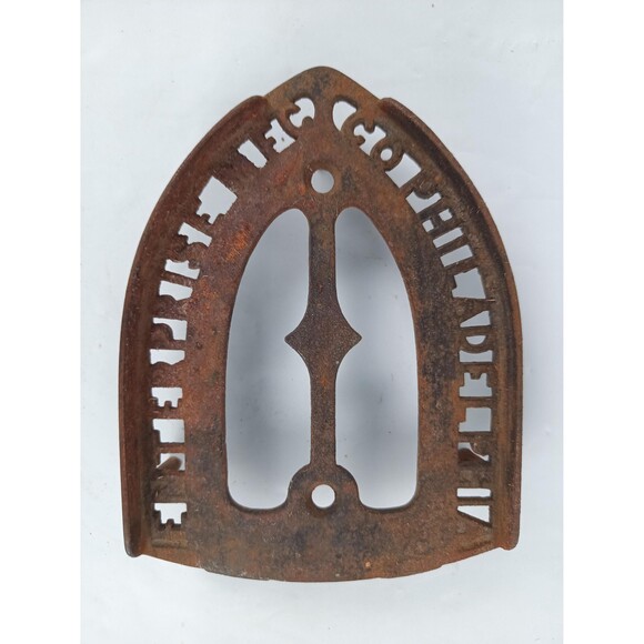 Vintage Iron Rest Iron Stand Cast Iron Trivet Enterprise FC Co Philadelphia - Picture 2 of 10